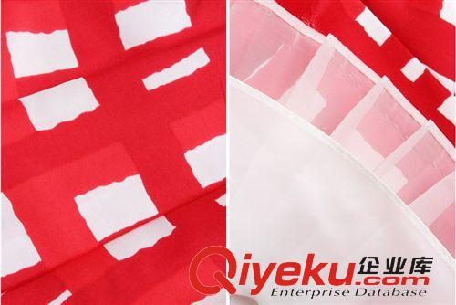 Ochirly歐時力2014新女春裝百搭紅格A字百褶裙短141070870現(xiàn)貨原始圖片3