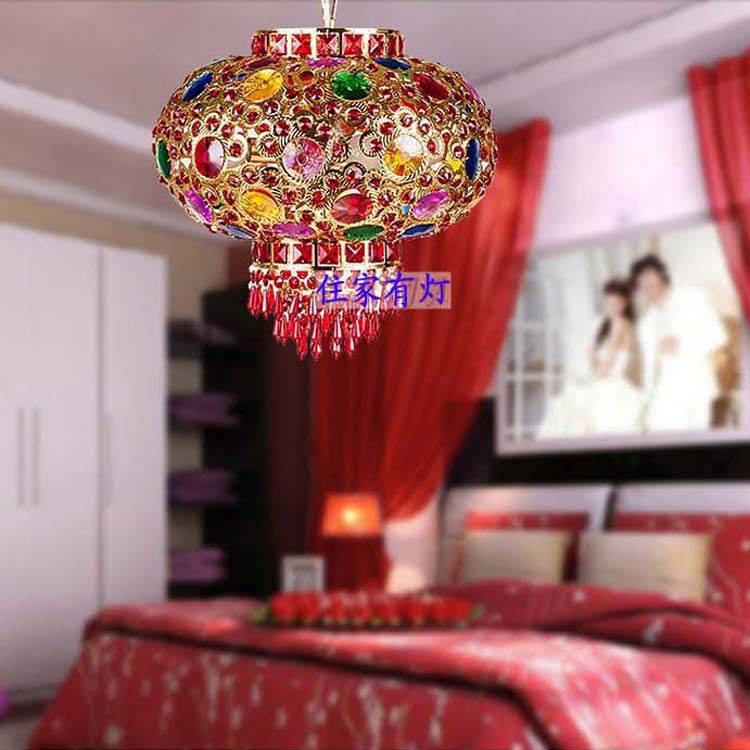 廠家直銷彩色水晶吊燈 無(wú)限旋轉(zhuǎn)燈具燈飾 喜慶裝飾必須家居燈飾原始圖片3