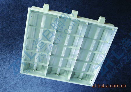 PAK三雄極光暗裝 3X28W 亞光鋁格柵燈盤