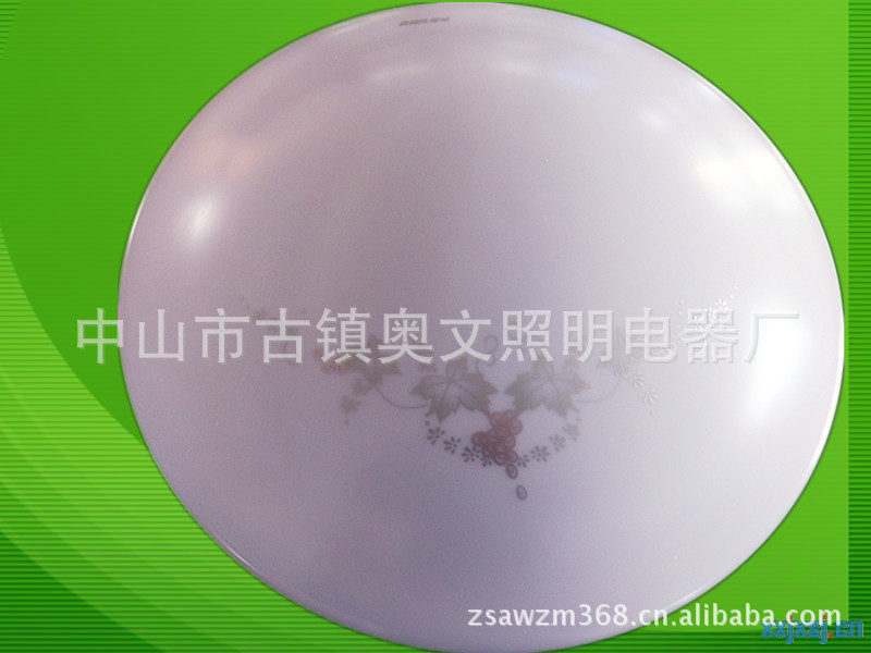 直銷(xiāo)高品質(zhì)吸頂燈，321W簡(jiǎn)約全白系列優(yōu)質(zhì)吸頂燈