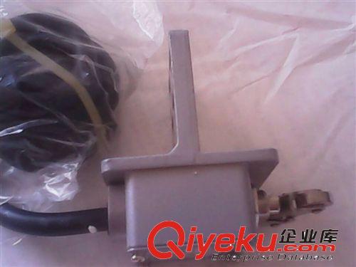UKS行程開(kāi)關(guān)UKT柳市{zd1}價(jià)格