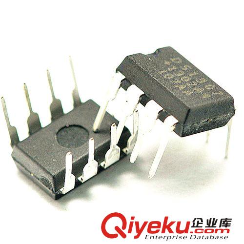 松藤|(zhì)直插DS1307 時鐘電路/計時-實時時鐘 串口 64X8 DIP-8(20個)原始圖片2