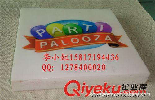 【出口熱銷設(shè)備】T桖衫打印機(jī)，水晶個性化彩印機(jī)生產(chǎn)家直銷原始圖片2