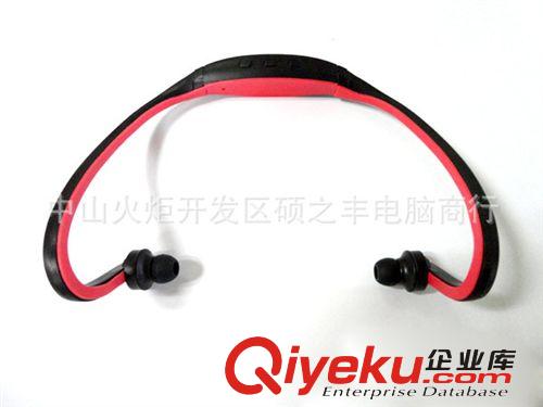 運動型耳機 無線插卡MP3耳機 后掛式 戶外運動MP3 帶FM 廠家直銷原始圖片2