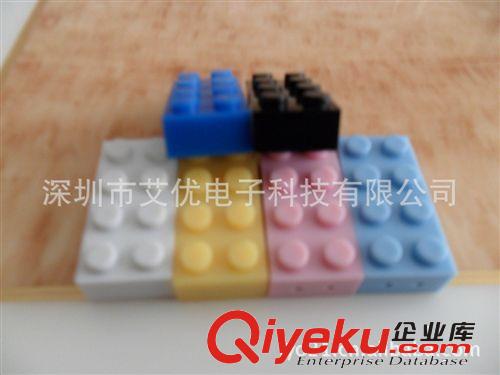 深圳專業(yè)u盤廠家 直銷 塑料質(zhì) 優(yōu)盤 廣告塑料外殼漂亮禮品U盤原始圖片2