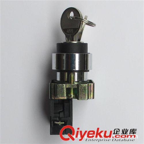 廠家直銷供應(yīng)帶鑰匙開(kāi)關(guān)XB2-BG21 1組常開(kāi)觸點(diǎn)原始圖片2