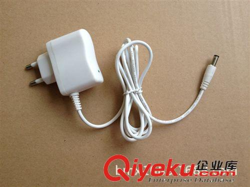 廠家直銷開(kāi)關(guān)電源3v200ma白色電源認(rèn)證電源適配器