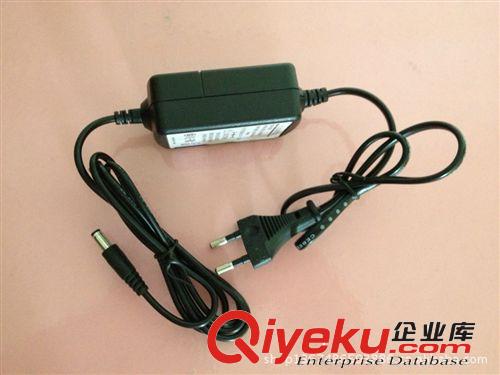 供應5V3A/15W電源適配器 LED燈帶燈條電源插墻式開關電源適配器