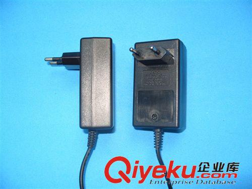 廠家直供插墻式5V1A充電器手機數碼安防監控舞臺燈開關電源適配器