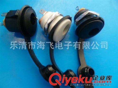 供應(yīng)DC-022白色內(nèi)螺母鎖定DC插座|定位安裝式電源插座DC電源插孔原始圖片2