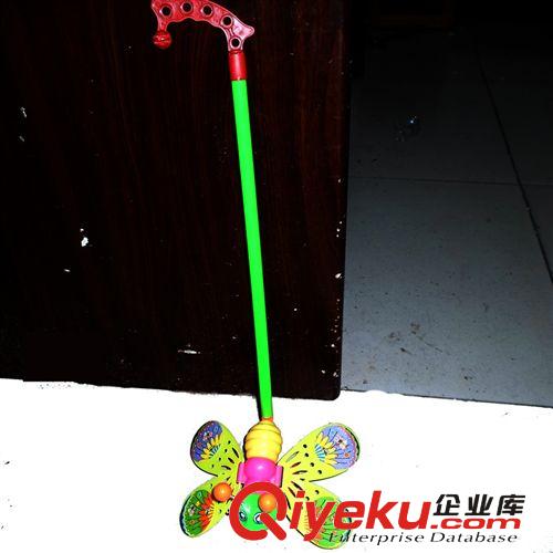 寶寶手推學(xué)步玩具 手推蜜蜂玩具批發(fā) 兒童益智玩具批發(fā) 地?cái)偀豳u原始圖片3