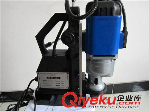 M3-M12機(jī)用絲錐夾頭磁座鉆磁力鉆用專業(yè)套裝攻絲夾頭攻牙
