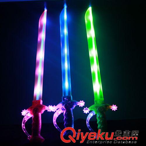 義烏地攤好貨源 感應刀劍 電動閃光長劍 帶聲音 發(fā)光玩具批發(fā) 11原始圖片2