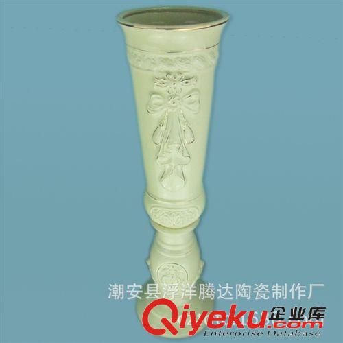 【廠價(jià)直銷】中高檔陶瓷擺飾品  陶瓷工藝品 輕質(zhì)花插 C013原始圖片2