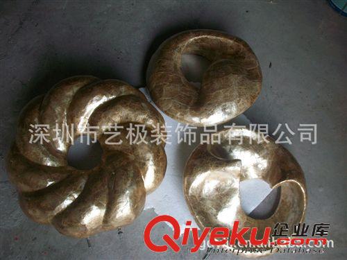 供應(yīng)樹脂材質(zhì)雕塑擺件 表面貼貝殼雕塑藝術(shù)品 空間陳設(shè)品YA6313原始圖片3