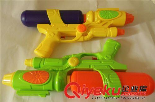 義烏玩具批發(fā) 夏季熱賣小孩 水槍 玩水玩具 雙噴頭水槍創(chuàng)意玩具原始圖片3