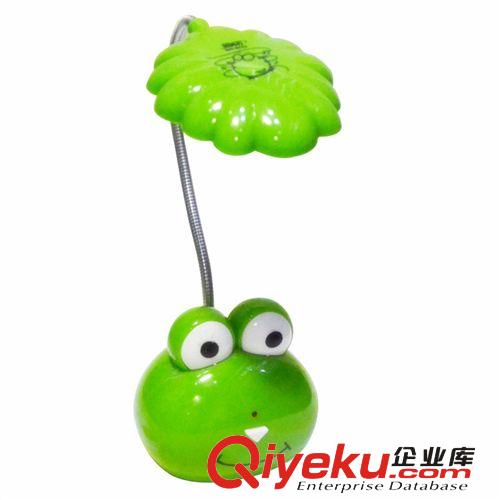 優(yōu)樂(lè)明828卡通搖頭松鼠LED充電護(hù)眼小臺(tái)燈頭部旋轉(zhuǎn)開(kāi)關(guān)宿舍學(xué)習(xí)燈