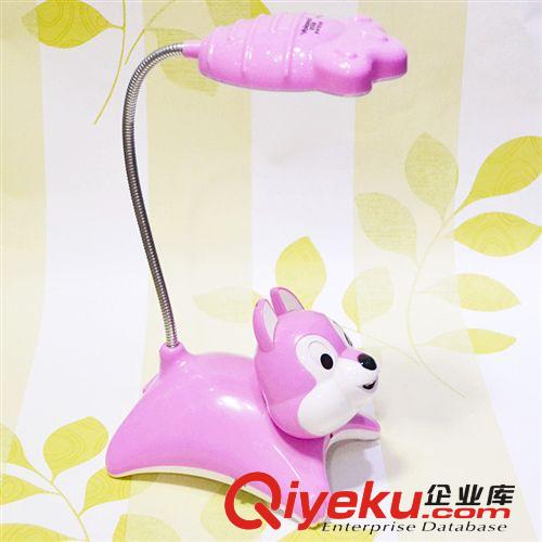 優(yōu)樂(lè)明828卡通搖頭松鼠LED充電護(hù)眼小臺(tái)燈頭部旋轉(zhuǎn)開(kāi)關(guān)宿舍學(xué)習(xí)燈