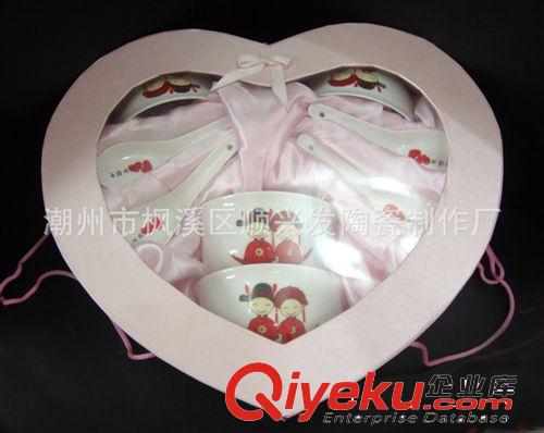 【廠家直銷(xiāo) 小額批發(fā) tj多款】心形2杯2勺新郎新娘 婚慶禮品