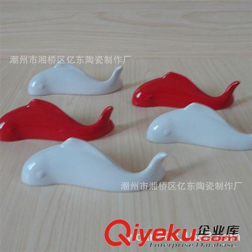 加工制訂創(chuàng)意現(xiàn)代家居裝飾色釉陶瓷魚，陶瓷工藝品，墻飾陶瓷魚