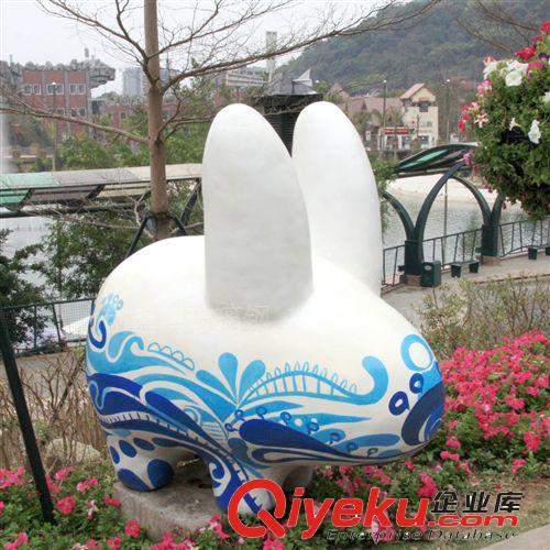 玻璃鋼動物雕塑 小白兔雕塑 景觀雕塑 動物卡通雕塑