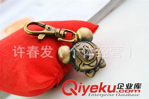 供應新款卡通米奇頭掛鏈表廠家一手貨源時尚懷表批發(fā)原始圖片2
