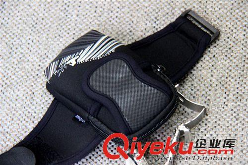新款IPAD袋更多時尚品味風格適用各個版本IPAD！！出口品