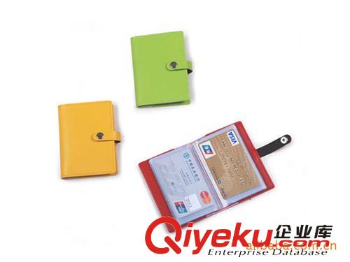 ==供應(yīng)== 大量PVC  PP卡套  包包 袋等產(chǎn)品