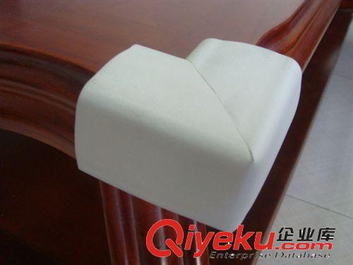 東莞生產(chǎn)NBR橡膠發(fā)泡護(hù)角，安全護(hù)角，泡棉護(hù)角，防撞護(hù)角，發(fā)泡
