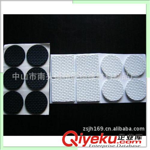 【供應(yīng)各種電子CPU散熱墊片】矽膠墊片