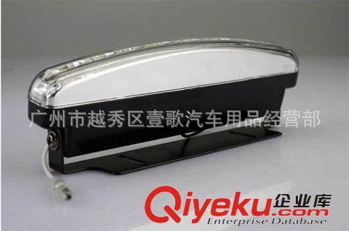 高檔優(yōu)質(zhì)LED汽車日行燈 通用8led日行燈 超薄對(duì)插線日間行車燈原始圖片2