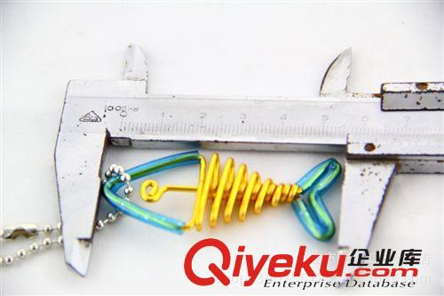 鋁絲小魚掛件，鋁線大頭娃娃，鐵絲手工小人掛件，地方特色產品