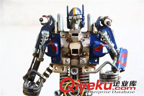 鐵藝變形金剛機器人 大黃蜂擎天柱 金屬創(chuàng)意禮品手工哈雷摩托車原始圖片2