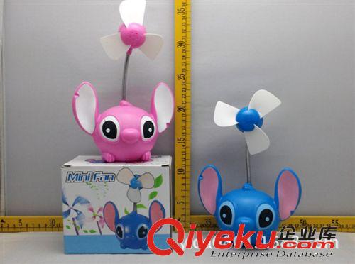 卡通創(chuàng)意動(dòng)物頭星際寶貝史迪仔充電兒童學(xué)生迷你桌面電風(fēng)扇大風(fēng)力原始圖片2