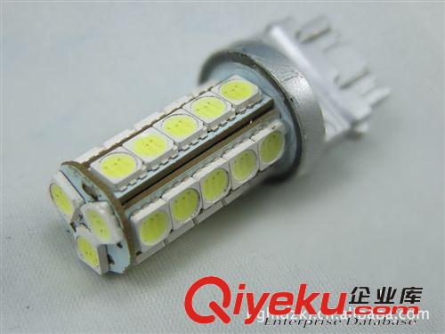 霖弘供應(yīng)LED汽車儀表燈,角燈,T10-13SMD,優(yōu)質(zhì)芯片.廠家批發(fā)價(jià)原始圖片2