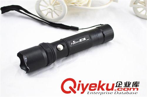 派力肯c7 LED強(qiáng)光戰(zhàn)術(shù)手電筒 LED鋁合金強(qiáng)光手電筒 地攤百貨