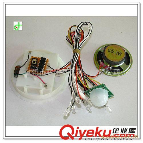 供應(yīng)禮品玩具電子配件 人體感應(yīng)音樂(lè)電池盒【帶燈和馬達(dá)】