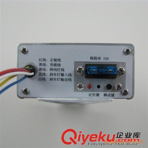 代理 汽車新奇特用品 預防追尾【汽車智能緊急剎車燈閃光控制器】原始圖片3