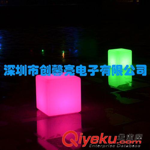 廠家直銷 LED15色發(fā)光 咖啡店桌燈裝飾 table lamp