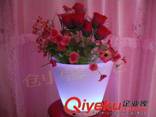 廠家直銷(xiāo) LED7彩遙控變色  裝飾塑料圓形花盆 彩色花盆