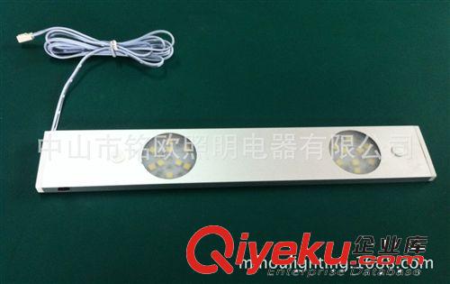 LED衣柜感應(yīng)燈 鋁合金櫥柜燈 門碰感應(yīng)酒柜燈 抽屜燈原始圖片3