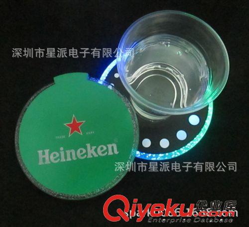 鏤空led發(fā)光杯墊 透明logo閃光杯墊 周邊漸變七彩發(fā)光杯墊原始圖片2