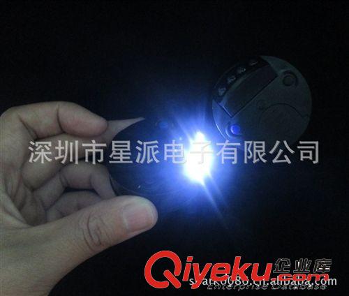 4個LED小夜燈 吸鐵手套發(fā)光小電筒 {zpy}探照燈