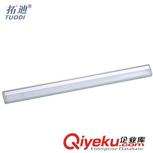 USB感應(yīng)衣柜燈 紅外感應(yīng)燈鋰電池感應(yīng)燈 人體感應(yīng)小夜燈原始圖片2