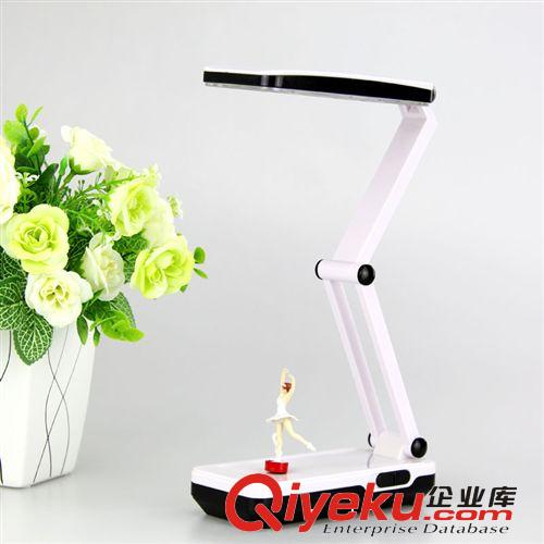 雅格5913LED護(hù)眼學(xué)習(xí)折疊充電小臺(tái)燈工作閱讀床頭寫字燈原始圖片2