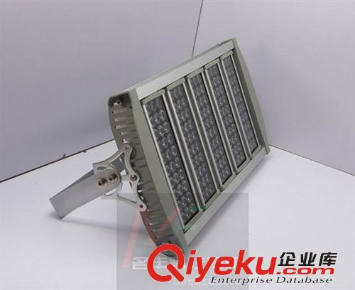 廠家直銷高桿隧道燈，批發(fā)LED隧道燈150W，專業(yè)LEDk路燈隧道燈