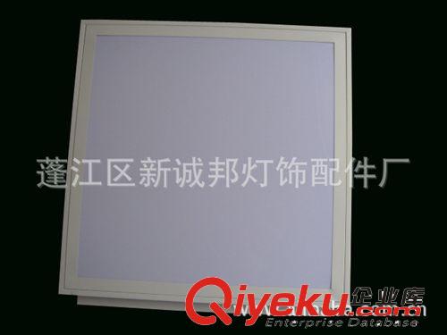 tj銷售 4*20W腹膜鐵T8格柵燈盤 V型