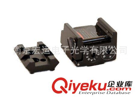 【廠家直銷(xiāo)】1WM-5WM紅光激光器 迷你紅光激光器  鐳射定點(diǎn)定位器原始圖片3