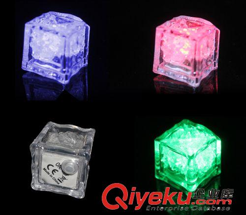 生產(chǎn)LED冰塊 發(fā)光冰塊/LED七彩冰塊/按健冰塊/款式齊全質(zhì)量保證原始圖片3