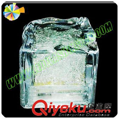 廠家批發(fā)生產(chǎn)假冰塊 LEＤ發(fā)光冰塊　七彩發(fā)光冰塊 按健電子冰塊